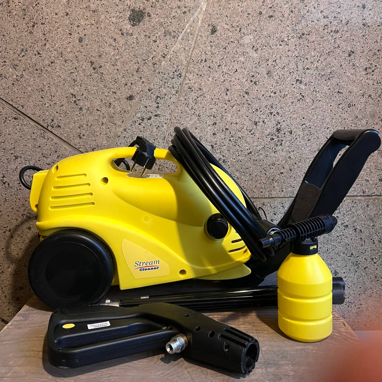 عکس جعبه و لوازم کامل کارواش خانگی استریم QL3100-G(P) تکنوپمپ تهران">