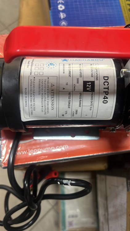 هاچاسو | پمپ گازوئیل کش بیرون باکی | مدل DCT40-12V | هد 10 متر | 175 وات خروجی 1اینچ | 40 لیتر در دقیقه